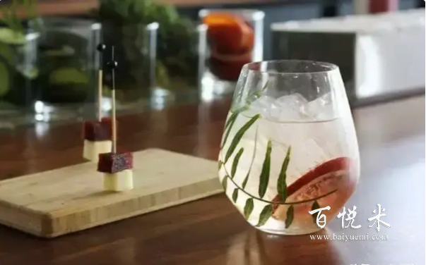 夏季必備!五款清涼簡易直調(diào)法調(diào)酒,簡單又好喝